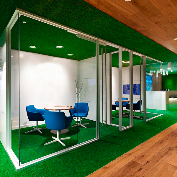 Benefits to Install Artificial Grass in Your Office Areas - Elen India Blog