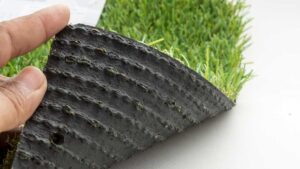  Artificial Grass Pros and Cons Everyone Should Consider